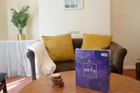 Půdorys ubytování Canterbury King bed house with Free Parking & Garden