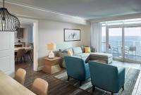 Hilton Grand Vacations Club Ocean Enclave Myrtle Beachにあるシーティングエリア