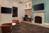 Hilton Grand Vacations Club Tuscany Village Orlandoにあるテレビまたはエンターテインメントセンター