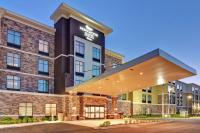 una representación del frente de un hotel en Homewood Suites By Hilton Poughkeepsie, en Poughkeepsie