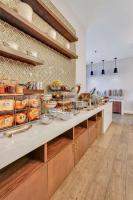 Jídlo v hotelu nebo okolí