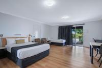 Comfort Inn North Brisbaneにあるベッド