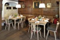 Restaurace v ubytování Landgasthof zum Adler