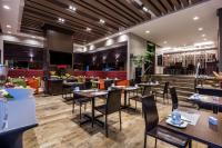 Embassy Suites by Hilton Bogotá - Rosalesにあるレストランまたは飲食店