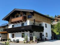 The building in which Az apartmant is located