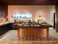 Jídlo v hotelu nebo okolí