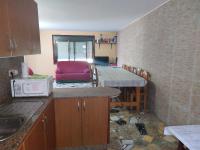 Kuchyň nebo kuchyňský kout v ubytování Casa con piscina al lado del mar en Viladesuso