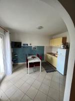 Kuchyňa alebo kuchynka v ubytovaní Apartments Edina