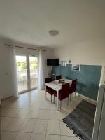 Kuchyňa alebo kuchynka v ubytovaní Apartments Edina
