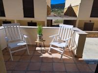 A balcony or terrace at El HOGAR DE LAS MARIPOSAS - VUTE-22-057
