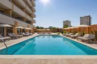 Bazén v ubytování Wyndham Residences Alvor Beach nebo v jeho okolí