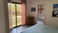 Plán poschodí v ubytovaní Villa 4faces 180 m2 habitables sur 950 m2 de jardin, salon salle à manger cuisine ouverte 70 m2 , cuisine d été couverte, terrasse 80 m2, piscine 10 m par 4 m, 1 chambre parentale 3 chambres,2 salles de bains