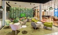 Posezení v ubytování Holiday Inn Prague by IHG