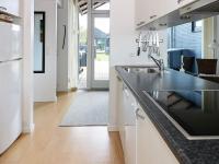 Kuchyň nebo kuchyňský kout v ubytování Holiday home Hadsund CI