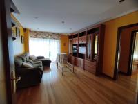 Kuchyň nebo kuchyňský kout v ubytování Apartamento en Villaverde de Pontones