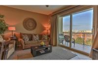 Ein Sitzbereich in der Unterkunft Beach Resort 507 - Great Views Beautiful Decor Zero Entry Pool