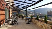 Ein allgemeiner Bergblick oder ein Berglick von des Hotels aus