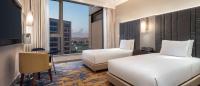 Postel nebo postele na pokoji v ubytování Hilton Istanbul Bakirkoy