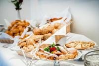 Jídlo v hotelu nebo okolí