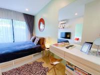 TV a/nebo společenská místnost v ubytování Wow 2 Br Apt Seaview, Pool, Gym, walk to beautiful Nai Yang Beach