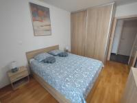 Posteľ alebo postele v izbe v ubytovaní Apartment By Verudela