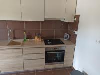 Kuchyňa alebo kuchynka v ubytovaní Apartment By Verudela