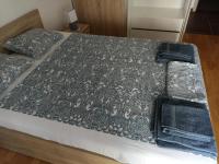 Posteľ alebo postele v izbe v ubytovaní Apartment By Verudela