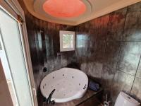 Koupelna v ubytování Villa Habibi Luxury 5B