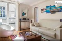 Posedenie v ubytovaní High Standing 2-Room Apartment in Latin Quarter Paris