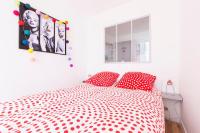 Posteľ alebo postele v izbe v ubytovaní High Standing 2-Room Apartment in Latin Quarter Paris