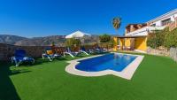 Bazén v ubytování Villa María del Carmen Frigiliana by Ruralidays nebo v jeho okolí