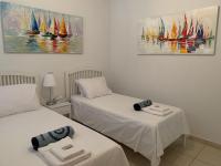 Půdorys ubytování Limnaria Gardens - modern sunny 2 bed apartment