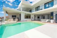 Bazén v ubytovaní 5* Luxury Villa Michele alebo v jeho blízkosti