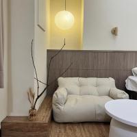 小隱居Hermit Dorm-聖雄商旅にあるシーティングエリア