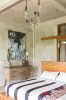 RiverView Gardens thumbnail 12