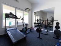 Fitness centrum a/nebo fitness zařízení v ubytování Villa Field Hill with Swimming Pool and Tennis Court