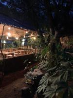 Εστιατόριο ή άλλο μέρος για φαγητό στο Green Leaves Garden - Pinnawala