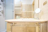A bathroom at Cristina Rossi Bed&Breakfast
