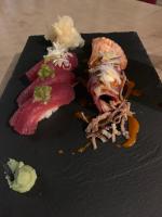 ホテルの敷地内または近くでの食事または食べ物