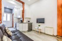Kuchyň nebo kuchyňský kout v ubytování loft reformado en chueca para 4 personas ALQUILER TEMPORAL