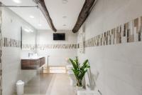 A bathroom at Enjoy Naples