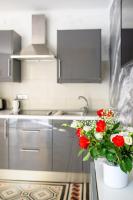 A kitchen or kitchenette at Enjoy Naples