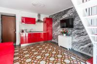 A kitchen or kitchenette at Enjoy Naples