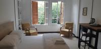 A seating area at Sabor Residence