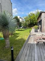Vonkajšia záhrada v ubytovaní Adorable guest house au calme à 3 min du port
