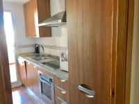 Kuchyňa alebo kuchynka v ubytovaní MARBELLA - ALICATE BEACHFRONT Apartment - 5