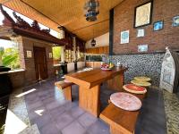 Sanshikirana House Lovina thumbnail 5