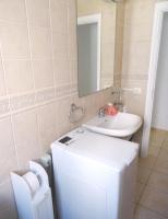 Kúpeľňa v ubytovaní Puerto Del Carmen - Apartment 5 - Las Palmeras 3