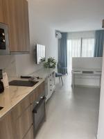 Kuchyň nebo kuchyňský kout v ubytování Estepona - Playa - Estudio con terrazas cerca del mar Pa6