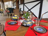 Φαγητό σε αυτή η παραθεριστική κατοικία ή κάπου εκεί κοντά